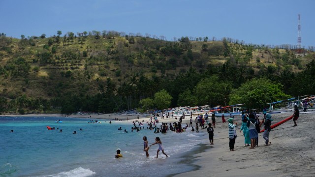 kumparan Getaway di Pantai Nipah, Lombok Utara (Foto: Aditia Noviansyah/kumparan)