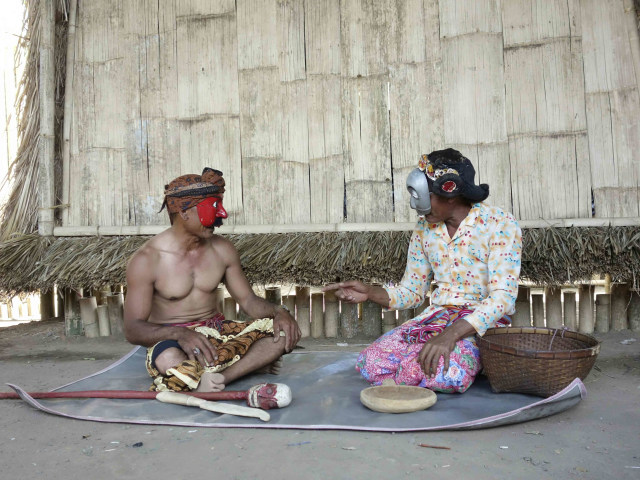 Tari Tradisional Cupak Gerantang Sembalun (2)