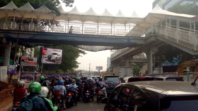 Kemacetan Pondok Indah-Lebak Bulus (Foto: Ainul Qalbi/kumparan)