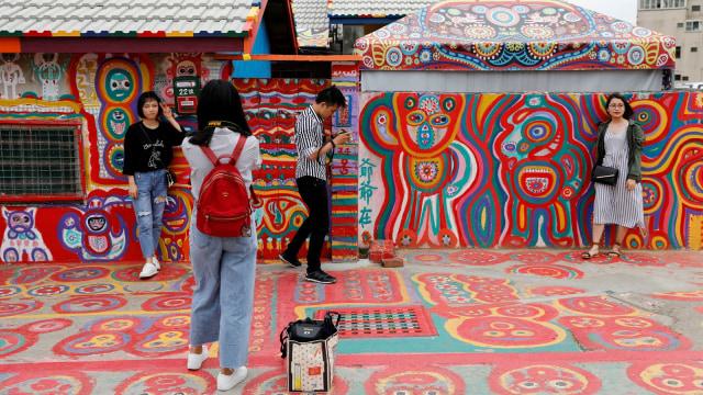 Desa Pelangi di Taichung, Taiwan. (Foto: REUTERS/Tyrone Siu)