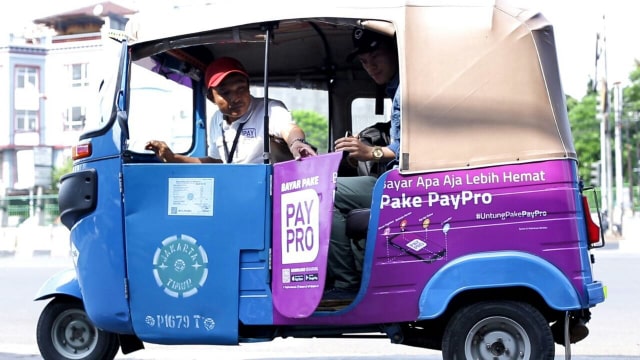 Bayar transportasi bajaj dengan PayPro. (Foto: PayPro)