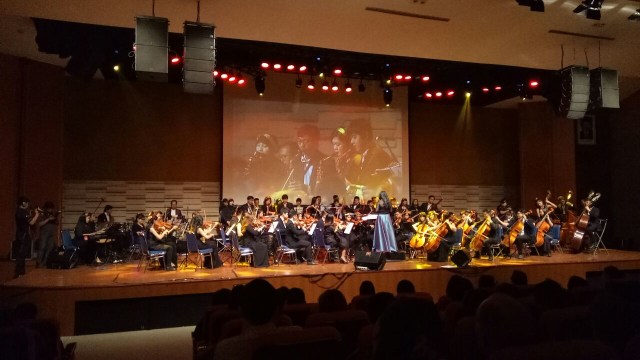 Medley Siaran Betawi Trust Orchestra. (Foto: Kevin Septhama S/kumparan)