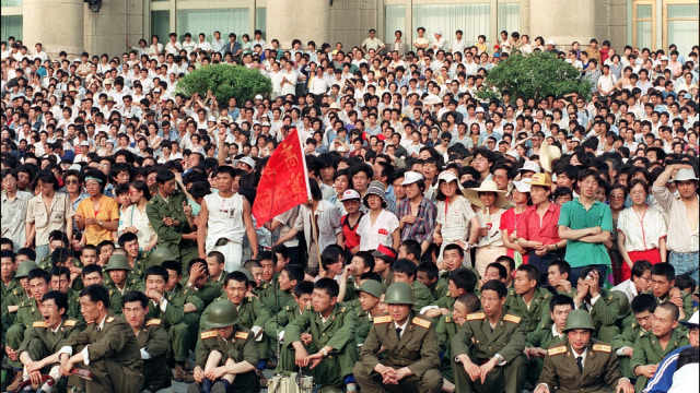 Pembantaian Lapangan Tiananmen 1989 (Foto: Catherine Henriette/AFP Files/AFP)
