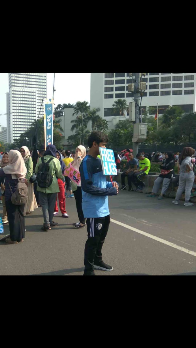 Free Hug untuk Korban Kekerasan dalam Pacaran