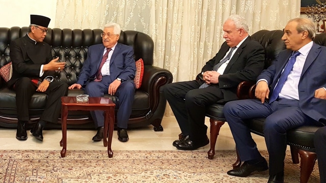 Dubes RI Andy Rachmianto dan Presiden Palestina (Foto: dok. KBRI Amman)
