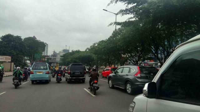 Akses Jalan K.H Adullah Syafei Ramai Lancar