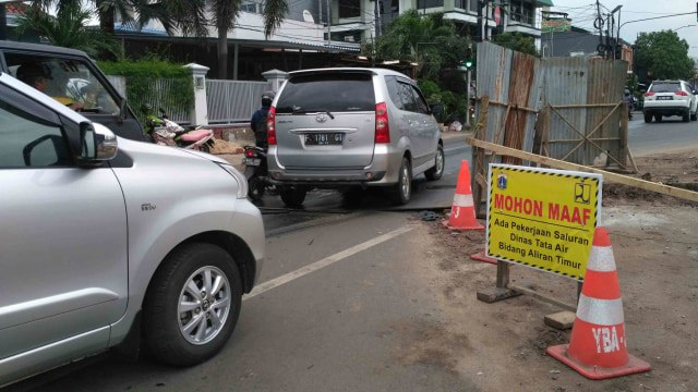 Kawasan Tanah Tinggi, Jakarta Pusat Macet, Ada Proyek Saluran Air (11)