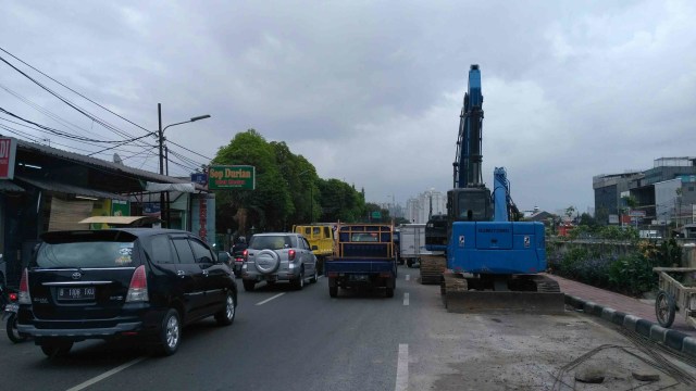 Kawasan Tanah Tinggi, Jakarta Pusat Macet, Ada Proyek Saluran Air (3)