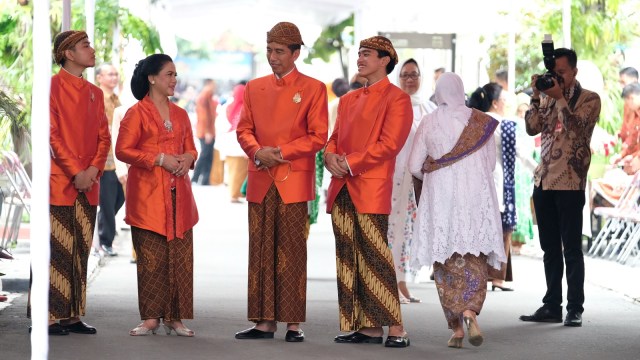 Jokowi, Iriana, Kaesang dan Gibran  Foto: Dok. Media Centre Pernikahan Kahiyang Bobby