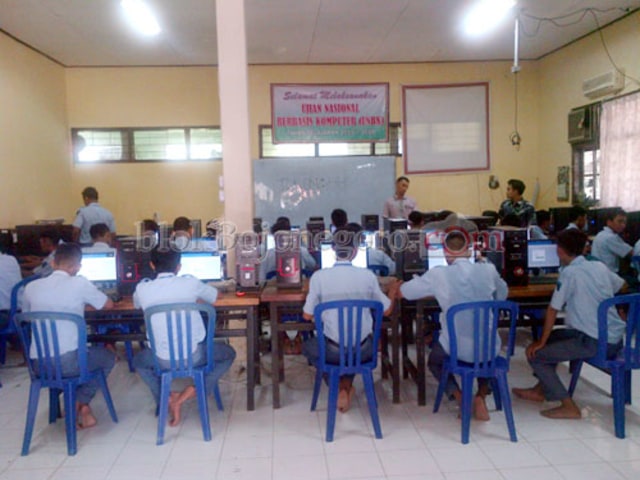 Pendidikan Desa Kota Dan Dunia Kumparan Com