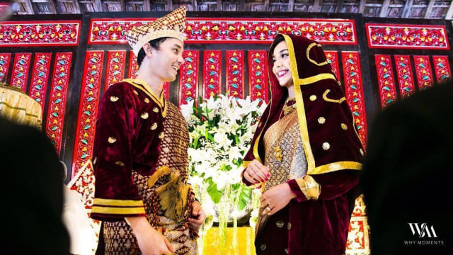 Pernikahan Tika Bravani dan Dimas Aditya (Foto: Instagram @tikabravani)