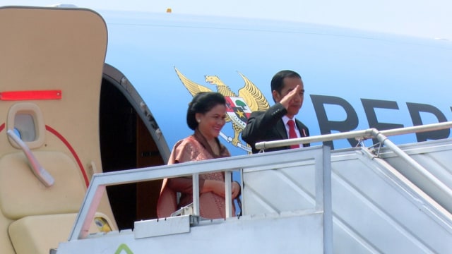 Jokowi dan Iriana bertolak ke Vietnam.  (Foto: Kevin Kurnianto/kumparan)