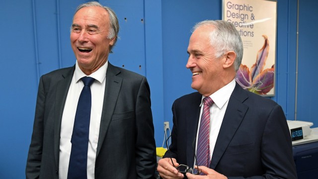 John Alexander dan Malcolm Turnbull (Foto:  AAP/Paul Miller/via REUTERS)