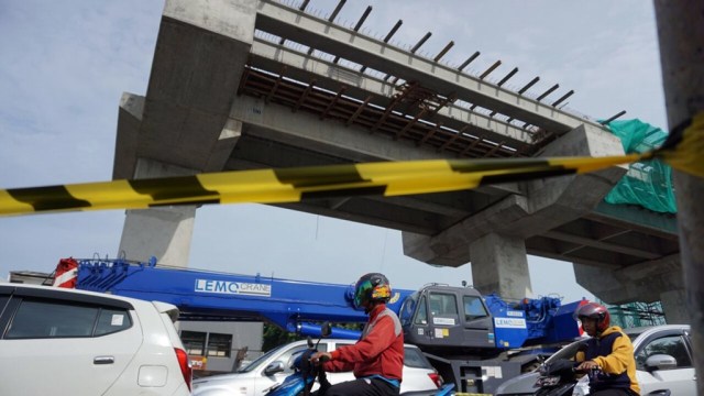 Pembangunan LRT Kelapa Gading  (Foto: iqbal Firdaus/kumparan)