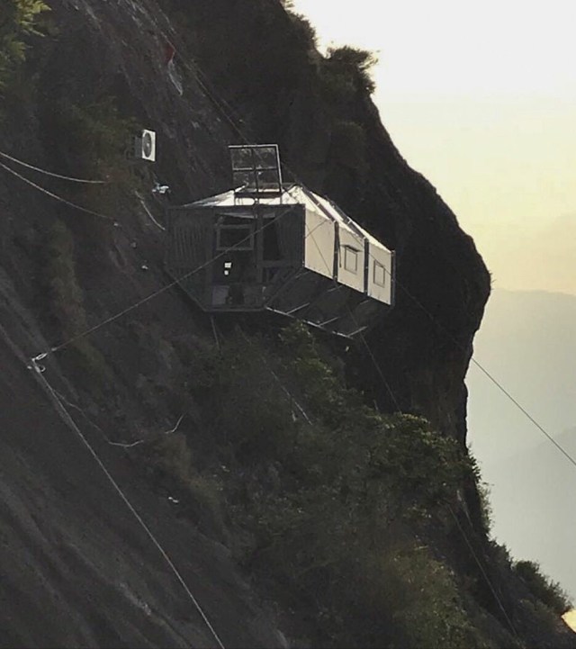 Skylodge Tertinggi di Dunia (Foto: Dok.  Dhanni Daelami/Padjajaran Anyar Gunung Parang )