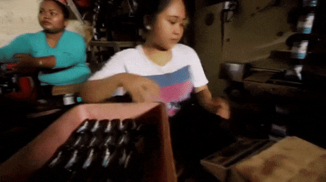 Pabrik kopi legendaris Liong Bulan. (Foto: Instagram/@bimaaryasugiarto)