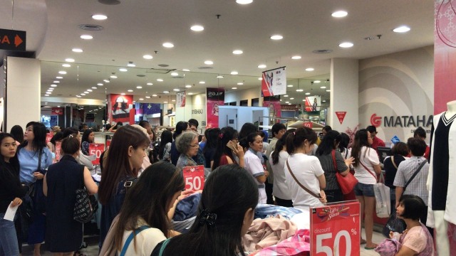 Suasana di Matahari Mal Taman Anggrek  (Foto: Stefani/kumparan)