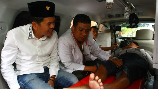 Dedi Mulyadi Pulangkan TKI yang Telantar (Foto: Muhammad Iqbal/Antara)