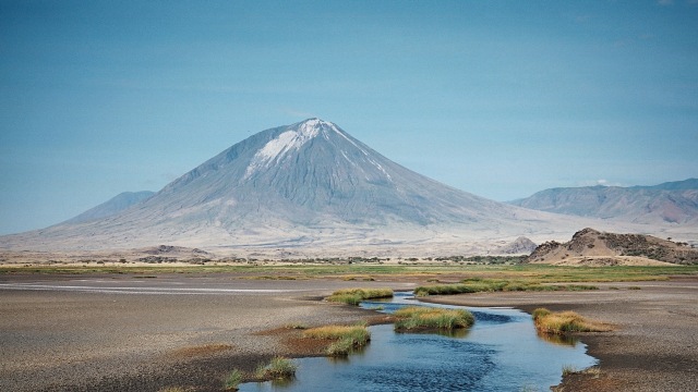 Gunung Ol Doinyo Lengai di Tanzania. (Foto: Wikimedia Commons)