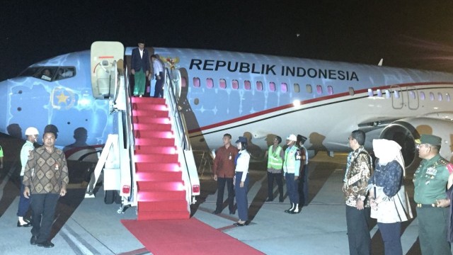 Presiden Jokowi dan Ibu Iriana Tiba di Medan (Foto: Yudhistira Amran Saleh/kumparan)