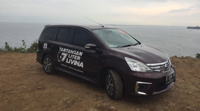 Nissan Grand Livina