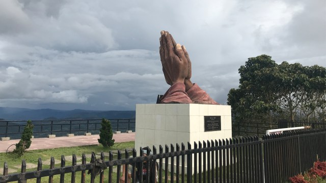 Cantiknya Hamparan Danau Toba Bukit Doa. (Foto: Stephanie Elia/kumparan)