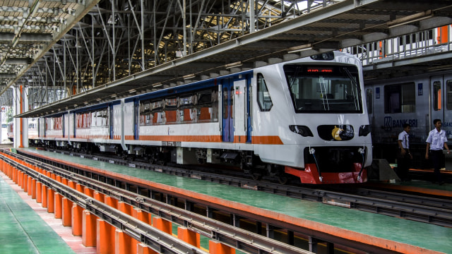 Persiapan Rangkaian kereta Bandara Soekarno-Hatta (Foto: Antara/Galih Pradipta)