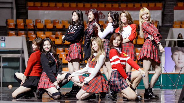 'Candy Pop' Milik Twice Bertengger di Posisi Puncak Chart Oricon