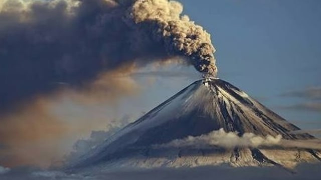 Download 82 Koleksi Gambar Gunung Meletus Terbaik 