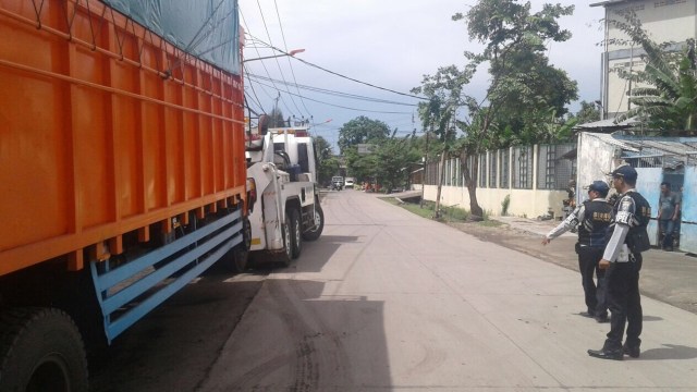 Tiga truk terjaring razia Dishub Jakarta Barat. (Foto: Dok. Sudin Jakarta Barat)