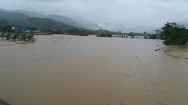 Banjir di Pacitan. (Foto: Twitter/@NetizenTofa)