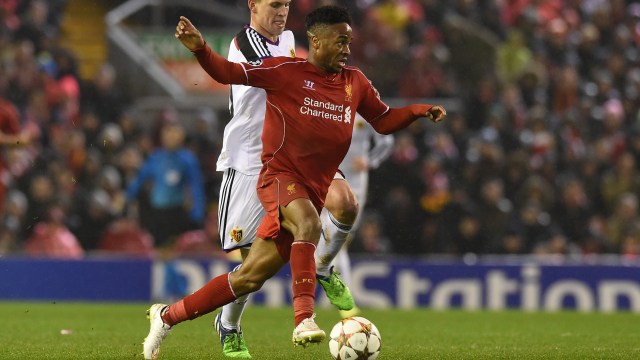 Sterling saat masih berkostum Liverpool. (Foto: AFP/Paul Ellis)
