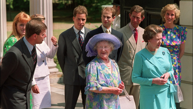 Keluarga Kerajaan Inggris (Foto: Johnny Eggitt/AFP)