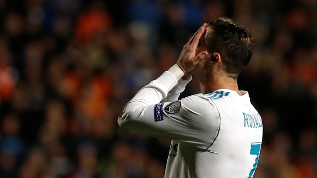 Ekspresi Ronaldo saat gagal mencetak gol. (Foto: Reuters/Alkis Konstantinidis)