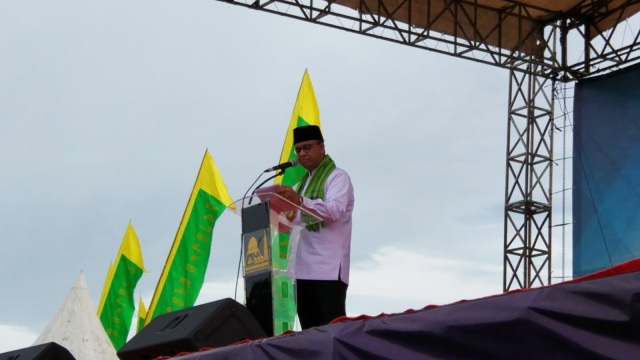 Anies Baswedan hadiri Maulid Nabi di Monas. (Foto: Abdul Latif/kumparan)