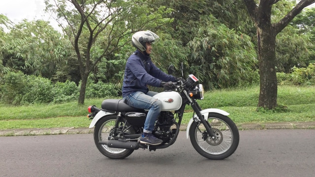 Kawasaki W175 (Foto: Aditya Pratama Niagara/kumparan)