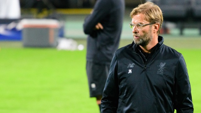 Jurgen Klopp dalam sesi Liverpool. (Foto: Jure Makovec / AFP)