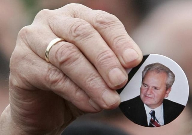 Slobodan Milosevic (Foto: Reuters/Ivan Milutinovic)