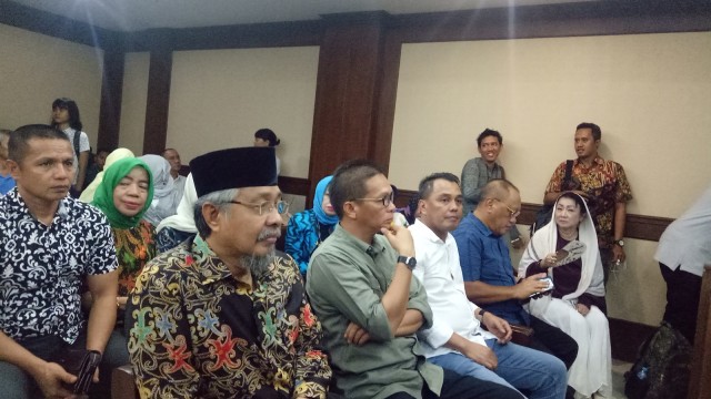 Terdakwa Gubernur Sulawesi Tenggara, Nur Alam (Foto:  Adhim Mugni Mubaroq/kumparan)
