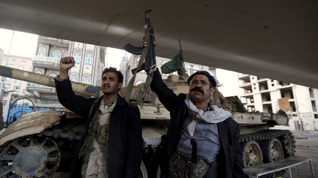 Kelompok Houthi (Foto: Reuters/Khaled Abdullah)