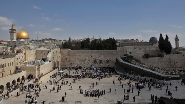 Suasana Kota Yerusalem. Foto: Reuters/Baz Ratner