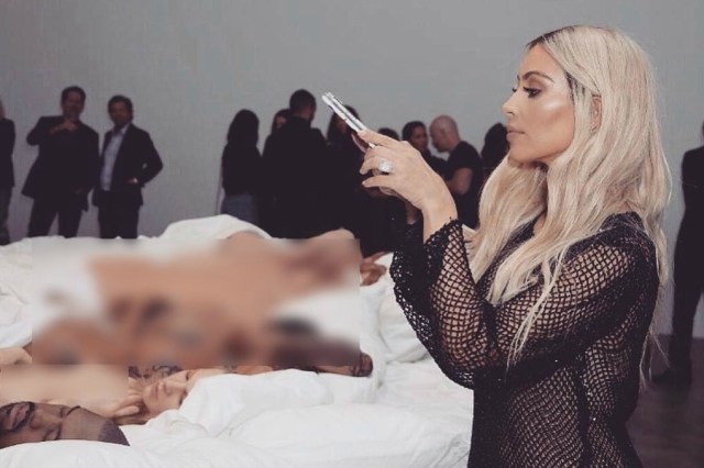 Kim Kardashian unggah foto throwback (Foto: Instagram @kimkardashian)