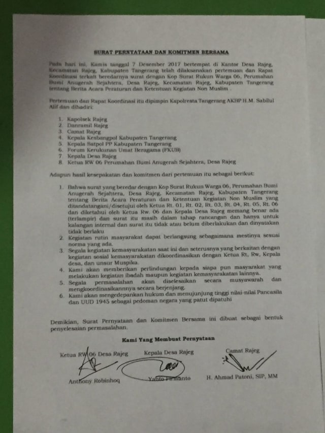 Surat pernyataan kesepakatan warga RW 06, Rajeg (Foto: Fachrul Irwinsyah/kumparan)