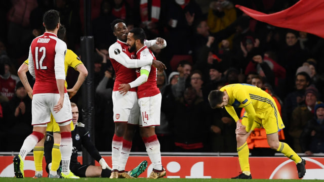 Para pemain Arsenal merayakan kemenangan. (Foto: REUTERS/Dylan Martinez)