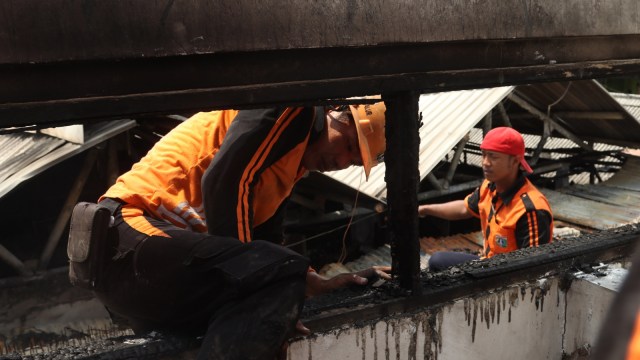 Gereja GKI Pasca Kebakaran Pasar Gembrong (Foto: Fanny Kusumawardhani/kumparan)