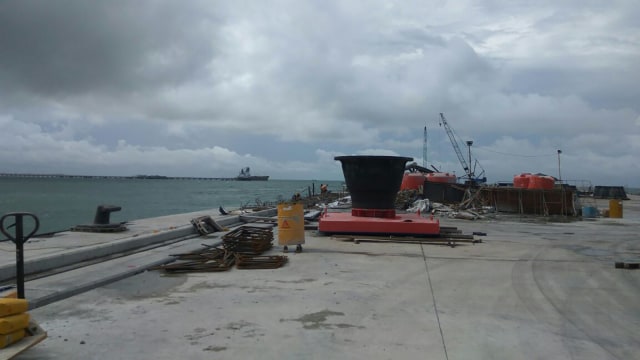 Dermaga Pelabuhan Kuala Tanjung. (Foto: Wendiyanto Saputro/kumparan)
