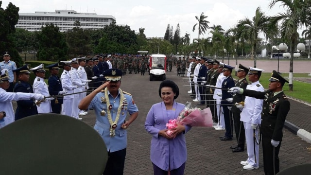 Penyambutan Jendral TNI Hadi Tjahjanto (Foto: Fadjar Hadi/kumparan)