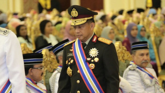 Kapolri menerima anugerah First Class (Foto: Dok Humas Polri/Irjen Pol Setyo Wasisto)