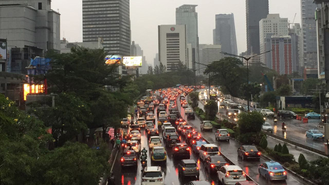 Lalu lintas sekitar Bundaran HI (Foto: Soejono Saragih/kumparan)