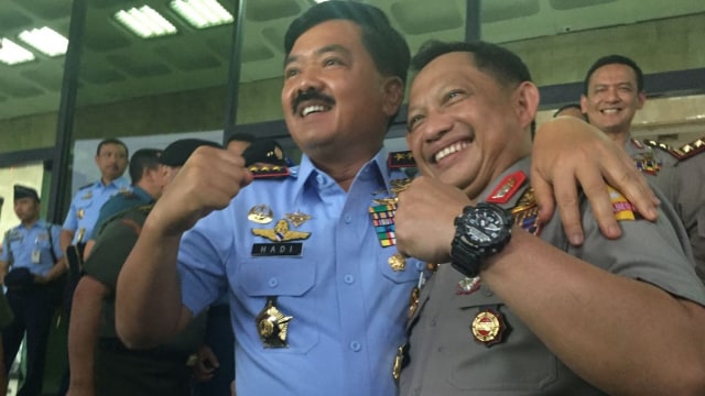Kemesraan Panglima TNI dan Kapolri (Foto: Reki Febrian/kumparan)